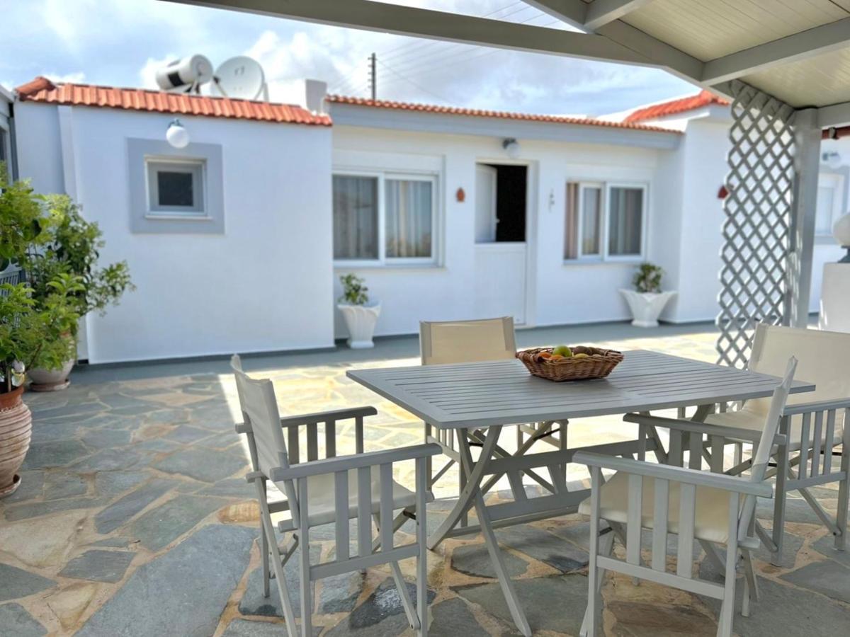 Villa Afiartis Avli House Extérieur photo